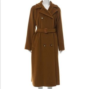 SOLD❌CAMEL MAX MARA COAT